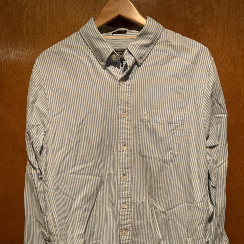 Men’s Abercrombie dress shirt